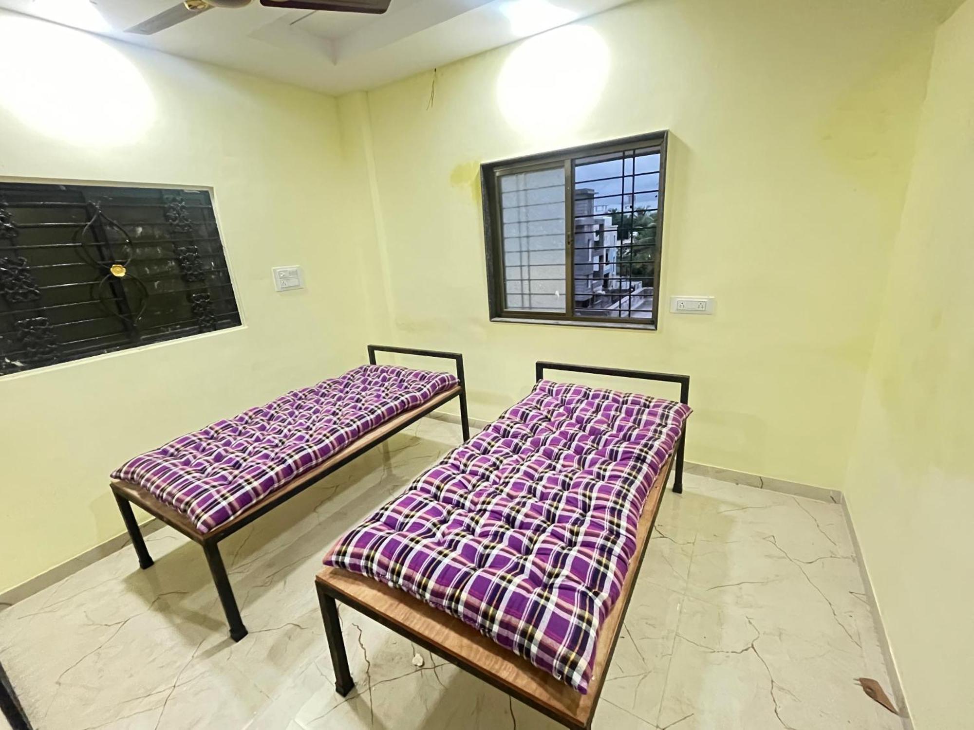 Shree Swami Samarth Pg Rooms For Boys Solapur Bagian luar foto