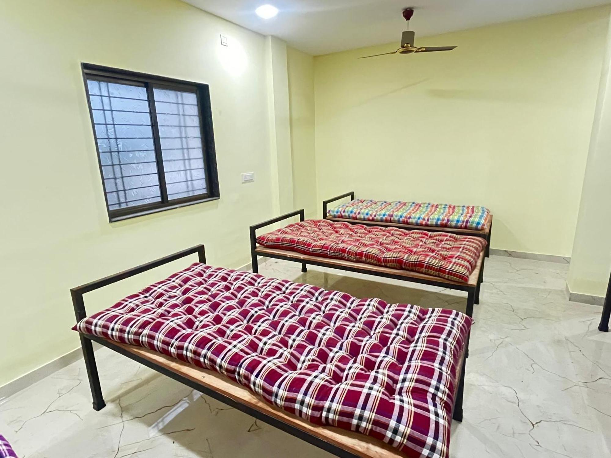Shree Swami Samarth Pg Rooms For Boys Solapur Bagian luar foto